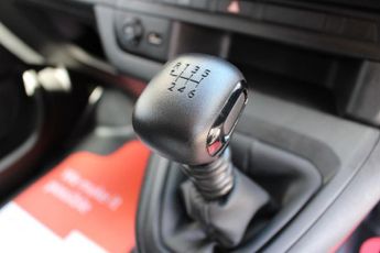VAUXHALL VIVARO 2.0 Turbo D 3100 Prime Panel Van 6dr Diesel Manual L1 H1 Euro 6 