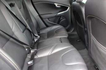 VOLVO V40 1.5 T3 GPF R-Design Pro Hatchback 5dr Petrol Auto Euro 6 (s/s) (