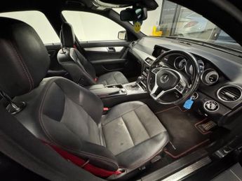 MERCEDES-BENZ C-CLASS 2.1 C220 CDI BlueEfficiency AMG Sport Plus Saloon 4dr Diesel G-T