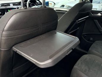 VOLKSWAGEN TOURAN 1.5 TSI EVO SEL MPV 5dr Petrol DSG Euro 6 (s/s) (150 ps)