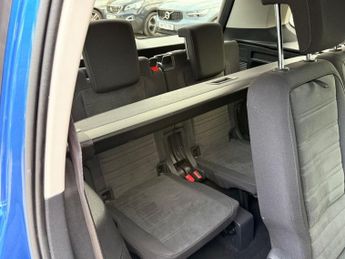 VOLKSWAGEN TOURAN 1.5 TSI EVO SEL MPV 5dr Petrol DSG Euro 6 (s/s) (150 ps)