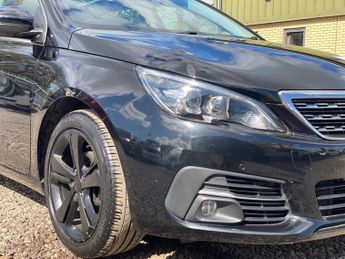 PEUGEOT 308 1.2 PureTech GPF Allure EAT Euro 6 (s/s) 5dr