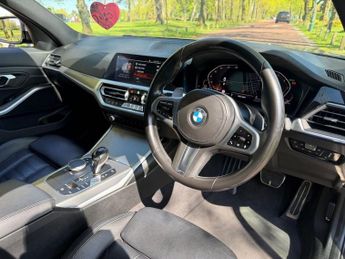 BMW 3 SERIES 2.0 320i M Sport Saloon 4dr Petrol Auto Euro 6 (s/s) (184 ps)