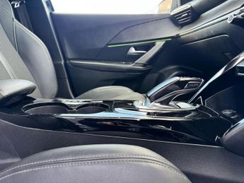 PEUGEOT E-2008 50kWh GT Line SUV 5dr Electric Auto (136 ps)