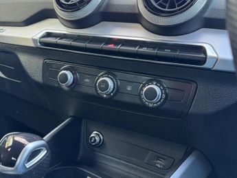 AUDI Q2 1.5 TFSI CoD 35 S line SUV 5dr Petrol S Tronic Euro 6 (s/s) (150