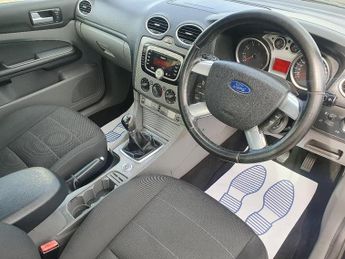 FORD FOCUS 1.6 Titanium Hatchback 5dr Petrol Manual (159 g/km, 99 bhp)