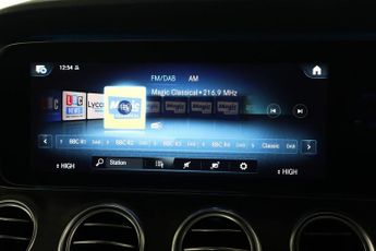 MERCEDES-BENZ E CLASS 2.0 E300de 13.5kWh AMG Line G-Tronic+ Euro 6 (s/s) 4dr