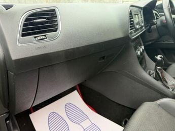 SEAT LEON 2.0 TDI CR FR Hatchback 5dr Diesel Manual Euro 5 (s/s) (184 ps)