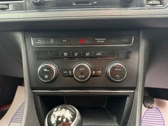 SEAT LEON 2.0 TDI CR FR Hatchback 5dr Diesel Manual Euro 5 (s/s) (184 ps)