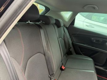 SEAT LEON 2.0 TDI CR FR Hatchback 5dr Diesel Manual Euro 5 (s/s) (184 ps)