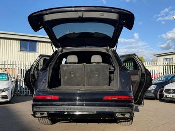 AUDI Q7 3.0 TDI V6 50 S line SUV 5dr Diesel Tiptronic quattro Euro 6 (s/