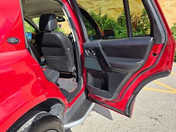 LAND ROVER FREELANDER 2 2.2 SD4 Sport LE SUV 5dr Diesel CommandShift 4WD Euro 5 (190 ps)