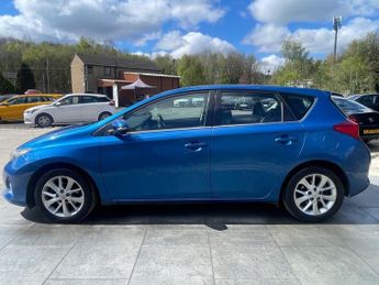 TOYOTA AURIS 1.6 V-Matic Icon Hatchback 5dr Petrol Multidrive S Euro 5 (132 p