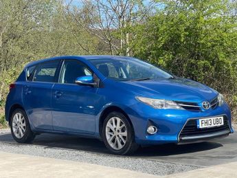 TOYOTA AURIS 1.6 V-Matic Icon Hatchback 5dr Petrol Multidrive S Euro 5 (132 p