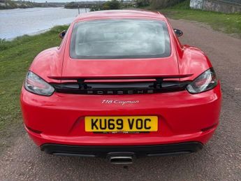 PORSCHE 718 CAYMAN 2.0T Coupe GPF 2dr Petrol PDK Euro 6 (s/s) (300 ps)