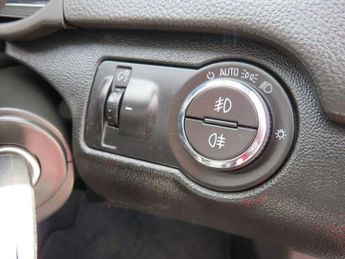 VAUXHALL INSIGNIA 2.0 CDTi Elite Nav Sports Tourer 5dr Diesel Auto Euro 6 (170 ps)