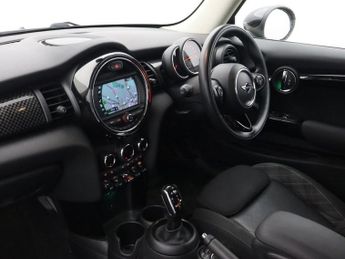 MINI HATCH 2.0 Cooper S Classic Hatchback 3dr Petrol Steptronic Euro 6 (s/s