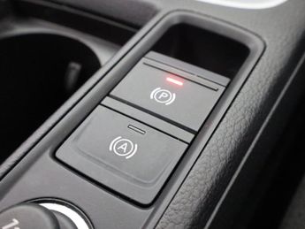 AUDI Q3 1.4 TFSIe 45 Technik SUV 5dr Petrol Plug-in Hybrid S Tronic Euro