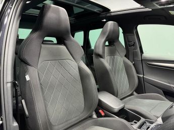 SKODA KAROQ 1.5 TSI ACT SportLine SUV 5dr Petrol DSG Euro 6 (s/s) (150 ps)
