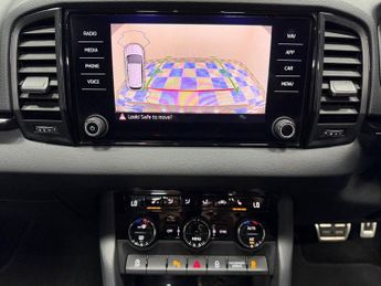 SKODA KAROQ 1.5 TSI ACT SportLine SUV 5dr Petrol DSG Euro 6 (s/s) (150 ps)