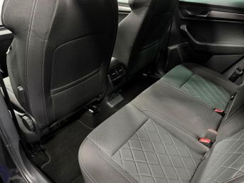 SKODA KAROQ 1.5 TSI ACT SportLine SUV 5dr Petrol DSG Euro 6 (s/s) (150 ps)