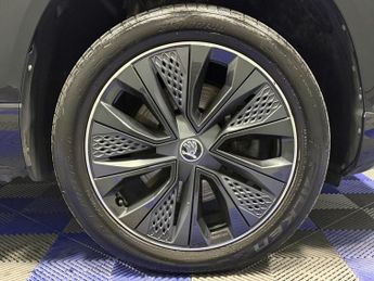 SKODA KAROQ 1.5 TSI ACT SportLine SUV 5dr Petrol DSG Euro 6 (s/s) (150 ps)