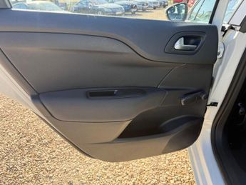 CITROEN C4 1.6 BlueHDi Feel Hatchback 5dr Diesel Manual Euro 6 (100 ps)