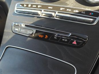 MERCEDES-BENZ GLC 2.1 GLC220d AMG Line (Premium Plus) Coupe 5dr Diesel G-Tronic 4M