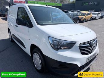 Vauxhall Combo White 1.5 Turbo D 2000 Edition van, 61,300 miles, Euro 6, ULEZ c