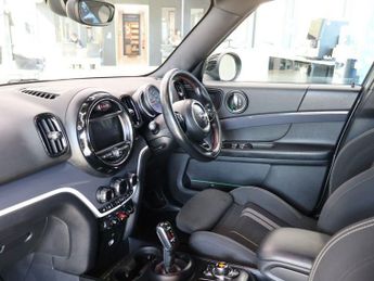 MINI COUNTRYMAN 2.0 Cooper S Sport SUV 5dr Petrol Steptronic Euro 6 (s/s) (192 p