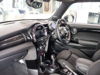 MINI HATCH 2.0 John Cooper Works Hatchback 3dr Petrol Auto 8 Spd Euro 6 (s/