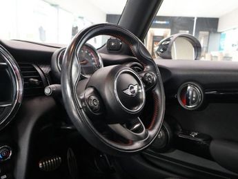 MINI HATCH 2.0 John Cooper Works Hatchback 3dr Petrol Auto 8 Spd Euro 6 (s/