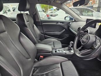 AUDI A3 AUTOMATIC 1.5 TFSI CoD 35 Sport Sportback 5dr Petrol S Tronic Eu