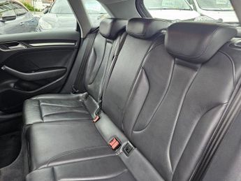 AUDI A3 AUTOMATIC 1.5 TFSI CoD 35 Sport Sportback 5dr Petrol S Tronic Eu