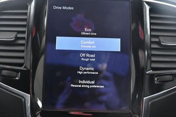 VOLVO XC90 2.0 D5 PowerPulse Inscription SUV 5dr Diesel Auto 4WD Euro 6 (s/