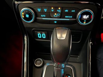 FORD ECOSPORT 1.0T EcoBoost Titanium SUV 5dr Petrol Auto Euro 6 (s/s) (125 ps)