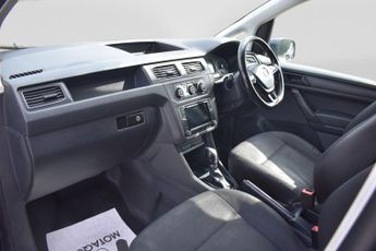 VOLKSWAGEN CADDY MAXI 2.0 TDI C20 Highline Panel Van 6dr Diesel DSG LWB Euro 6 (s/s) (