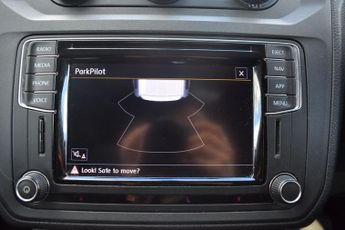 VOLKSWAGEN CADDY MAXI 2.0 TDI C20 Highline Panel Van 6dr Diesel DSG LWB Euro 6 (s/s) (