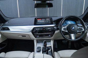 BMW 5 SERIES 2.0 520d M Sport Saloon 4dr Diesel Auto Euro 6 (s/s) (190 ps)