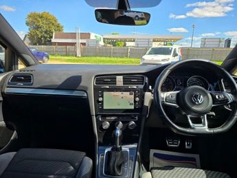 VOLKSWAGEN GOLF 1.5 TSI EVO GPF R-Line Hatchback 5dr Petrol DSG Euro 6 (s/s) (15