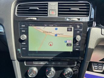 VOLKSWAGEN GOLF 1.5 TSI EVO GPF R-Line Hatchback 5dr Petrol DSG Euro 6 (s/s) (15