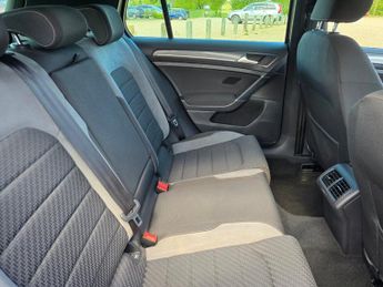 VOLKSWAGEN GOLF 1.5 TSI EVO GPF R-Line Hatchback 5dr Petrol DSG Euro 6 (s/s) (15