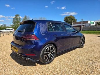 VOLKSWAGEN GOLF 1.5 TSI EVO GPF R-Line Hatchback 5dr Petrol DSG Euro 6 (s/s) (15