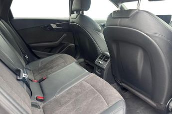 AUDI A4 2.0 TFSI 35 Black Edition Saloon 4dr Petrol S Tronic Euro 6 (s/s