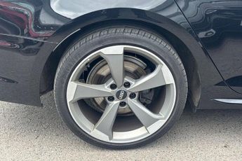 AUDI A4 2.0 TFSI 35 Black Edition Saloon 4dr Petrol S Tronic Euro 6 (s/s