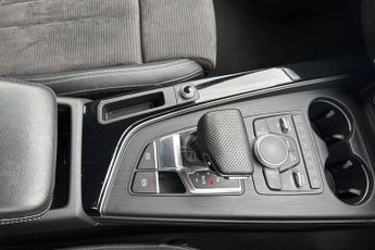 AUDI A4 2.0 TFSI 35 Black Edition Saloon 4dr Petrol S Tronic Euro 6 (s/s