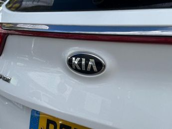 KIA SPORTAGE 2.0 CRDi First Edition SUV 5dr Diesel Auto AWD Euro 6 (182 bhp)