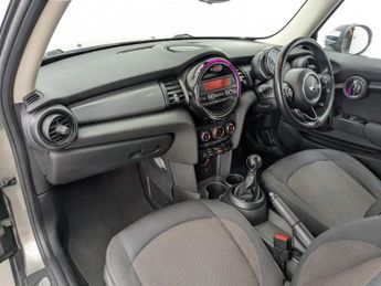 MINI HATCH 1.5 Cooper D Hatchback 3dr Diesel Manual Euro 6 (s/s) (116 ps)