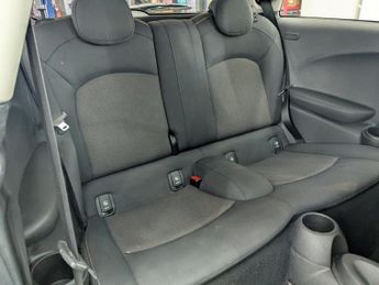 MINI HATCH 1.5 Cooper D Hatchback 3dr Diesel Manual Euro 6 (s/s) (116 ps)