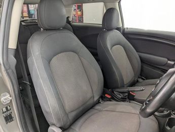 MINI HATCH 1.5 Cooper D Hatchback 3dr Diesel Manual Euro 6 (s/s) (116 ps)